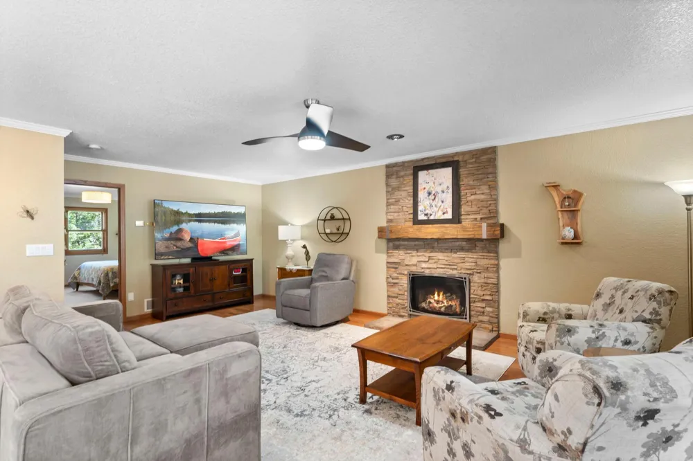 10022 Lake Mist Drive Pine City, MN 55030