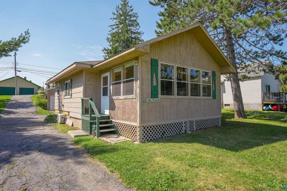 512 2nd Street Tower, MN 55790