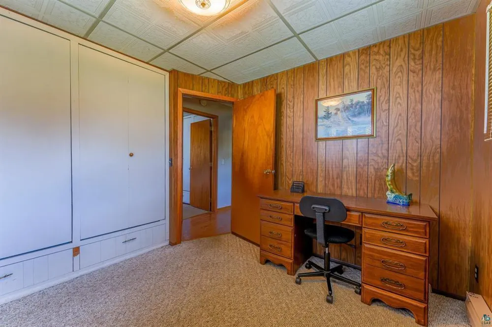 512 2nd Street Tower, MN 55790