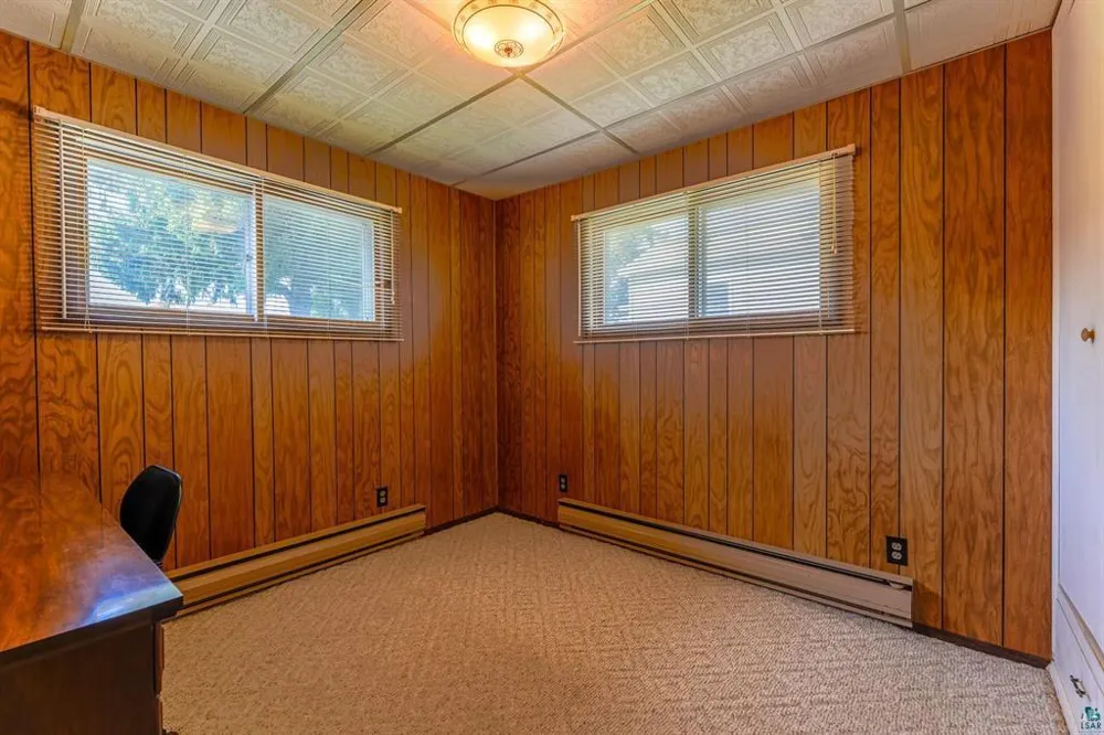 512 2nd Street Tower, MN 55790