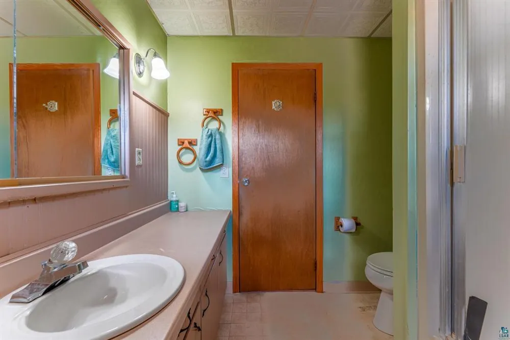 512 2nd Street Tower, MN 55790