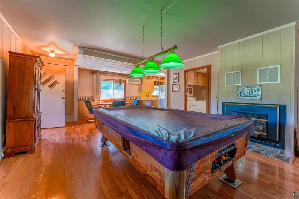 512 2nd Street Tower, MN 55790