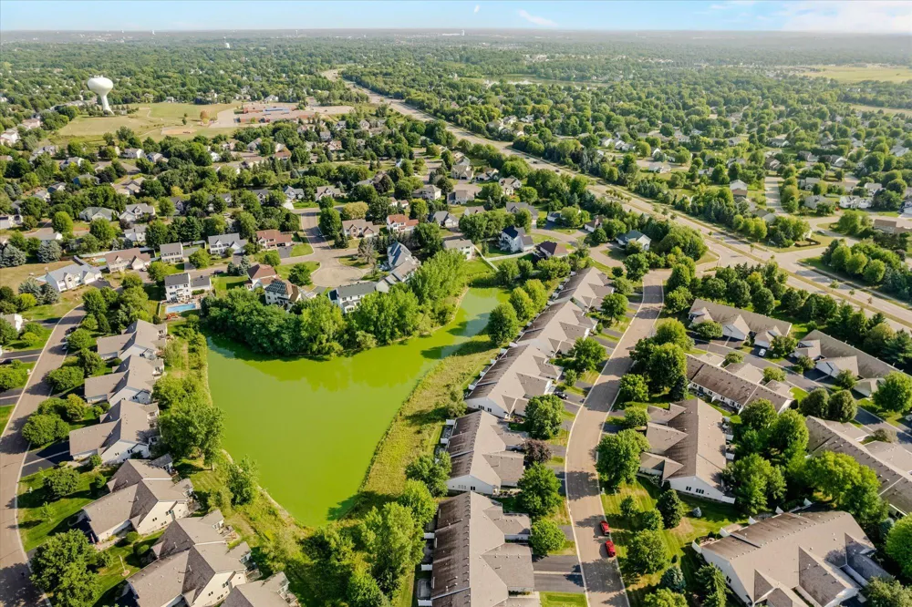 7856 Heinbuch Trail Woodbury, MN 55125