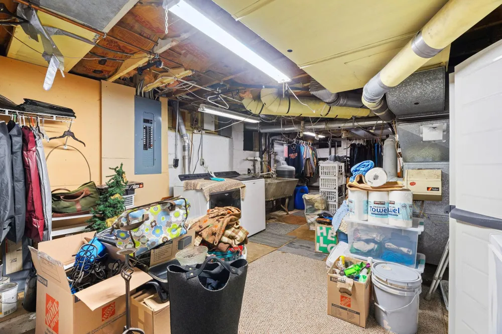3213 County Road 101 S Minnetonka, MN 55391