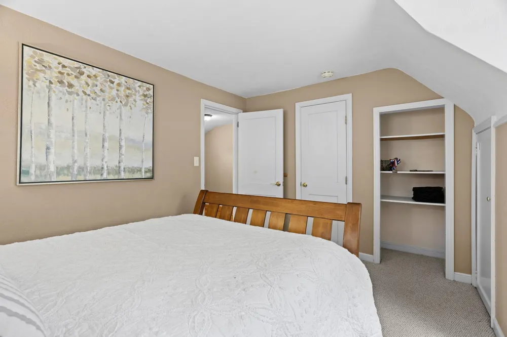 3213 County Road 101 S Minnetonka, MN 55391