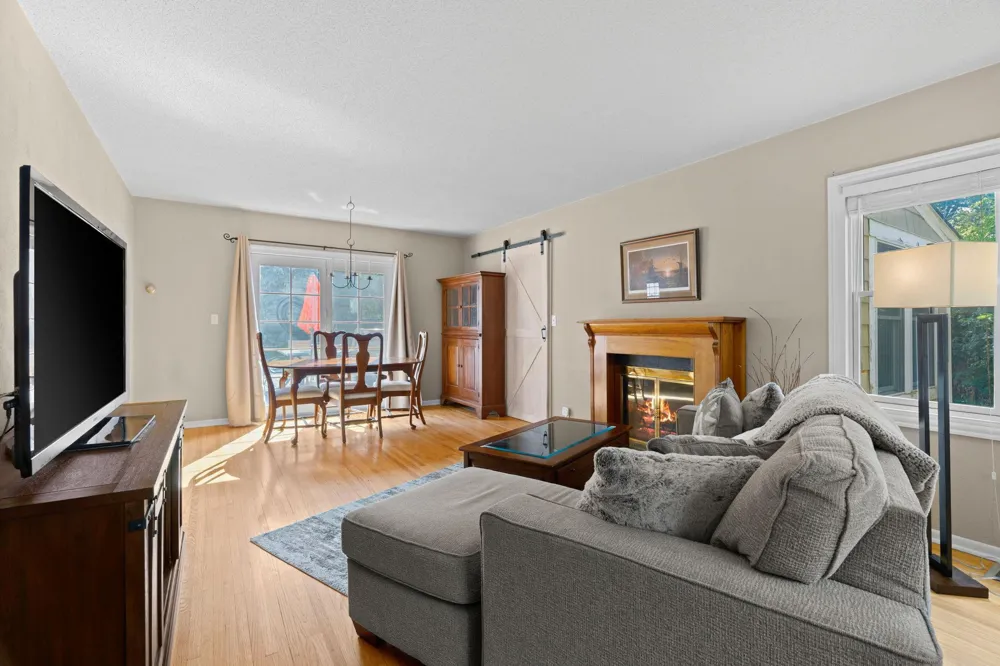 3213 County Road 101 S Minnetonka, MN 55391