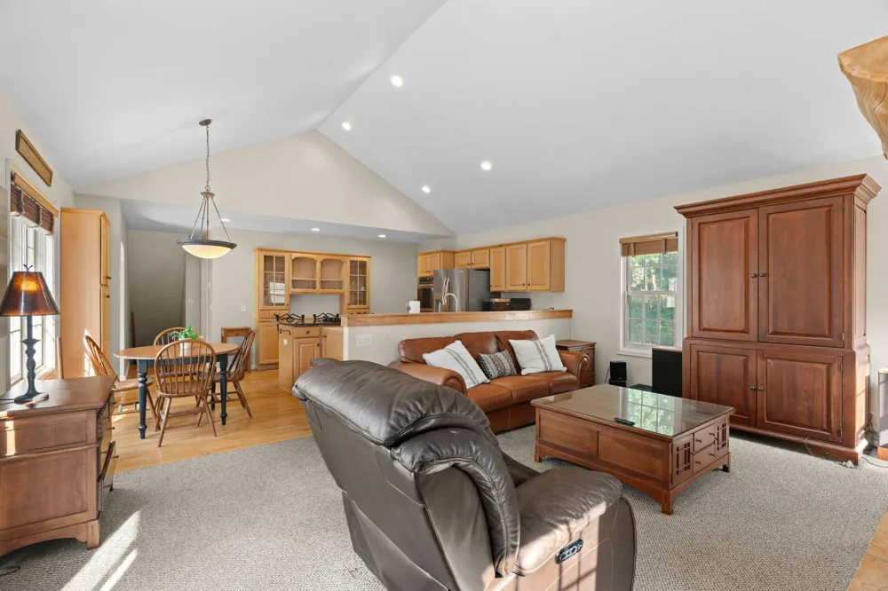 3213 County Road 101 S Minnetonka, MN 55391
