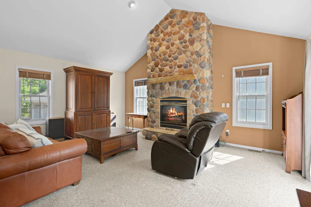 3213 County Road 101 S Minnetonka, MN 55391