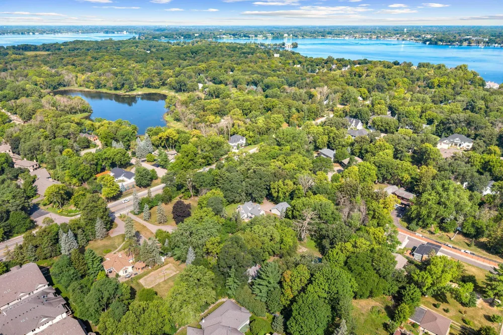3213 County Road 101 S Minnetonka, MN 55391