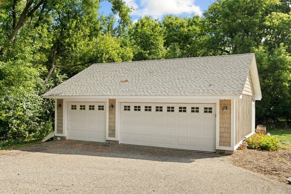 3213 County Road 101 S Minnetonka, MN 55391
