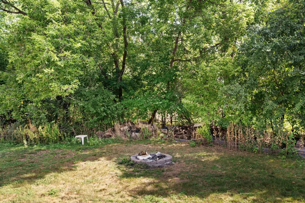 3213 County Road 101 S Minnetonka, MN 55391