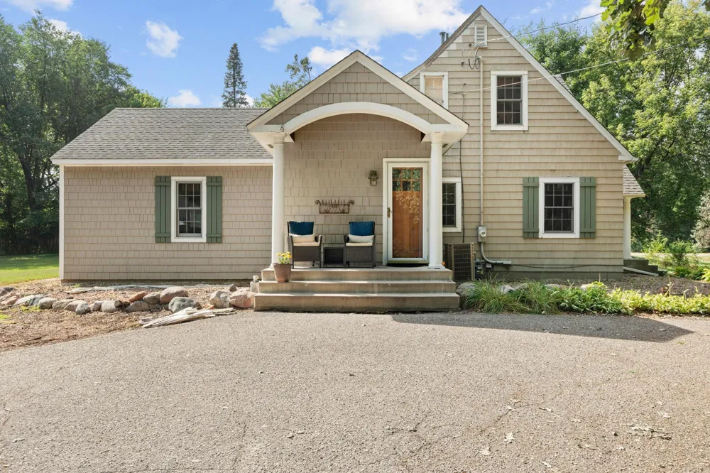 3213 County Road 101 S Minnetonka, MN 55391