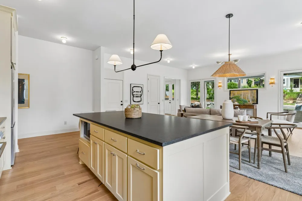 3711 Colgate Avenue #1 Minneapolis, MN 55410