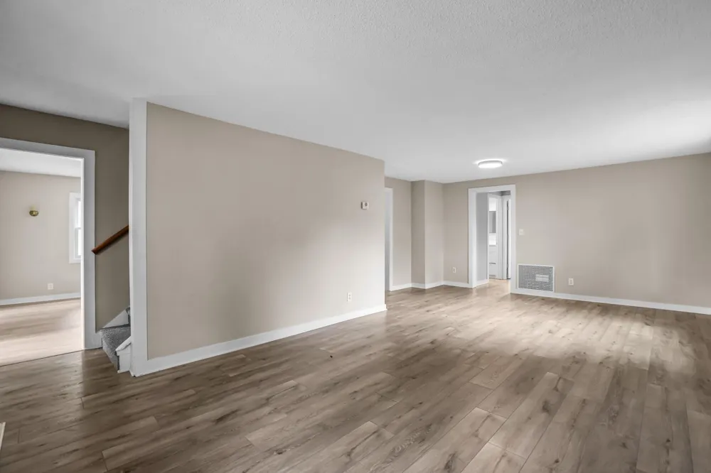 614 Jackson Street Anoka, MN 55303