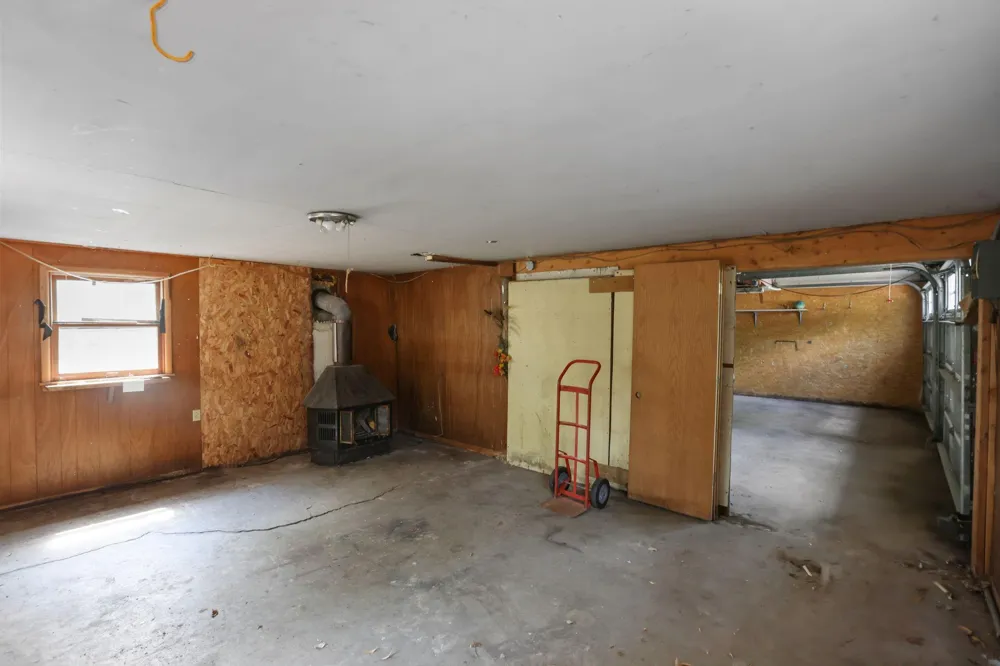 614 Jackson Street Anoka, MN 55303
