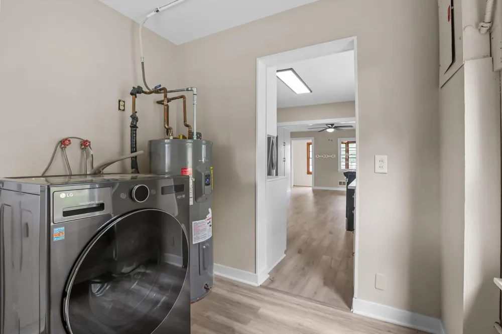 614 Jackson Street Anoka, MN 55303