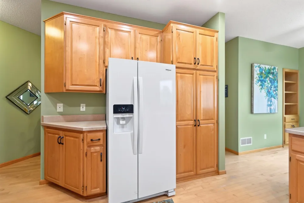 13250 39th Avenue Plymouth, MN 55441