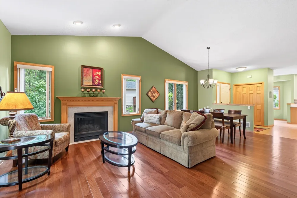 13250 39th Avenue Plymouth, MN 55441