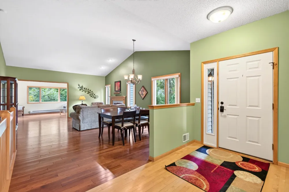13250 39th Avenue Plymouth, MN 55441