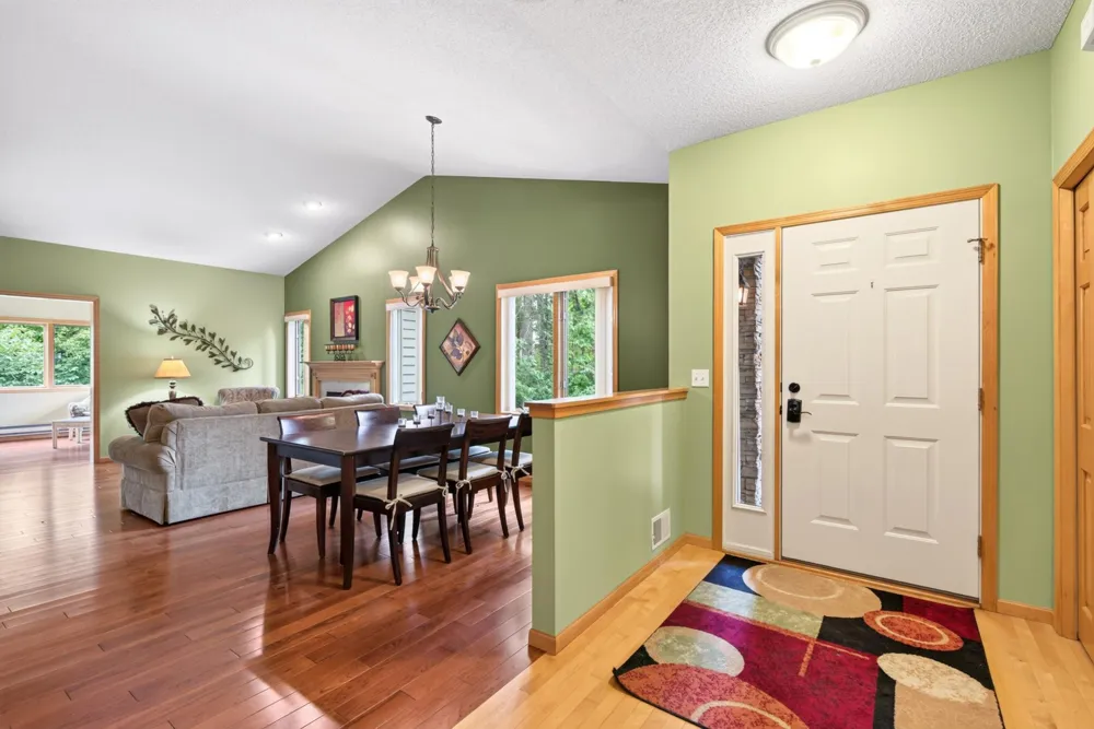 13250 39th Avenue Plymouth, MN 55441