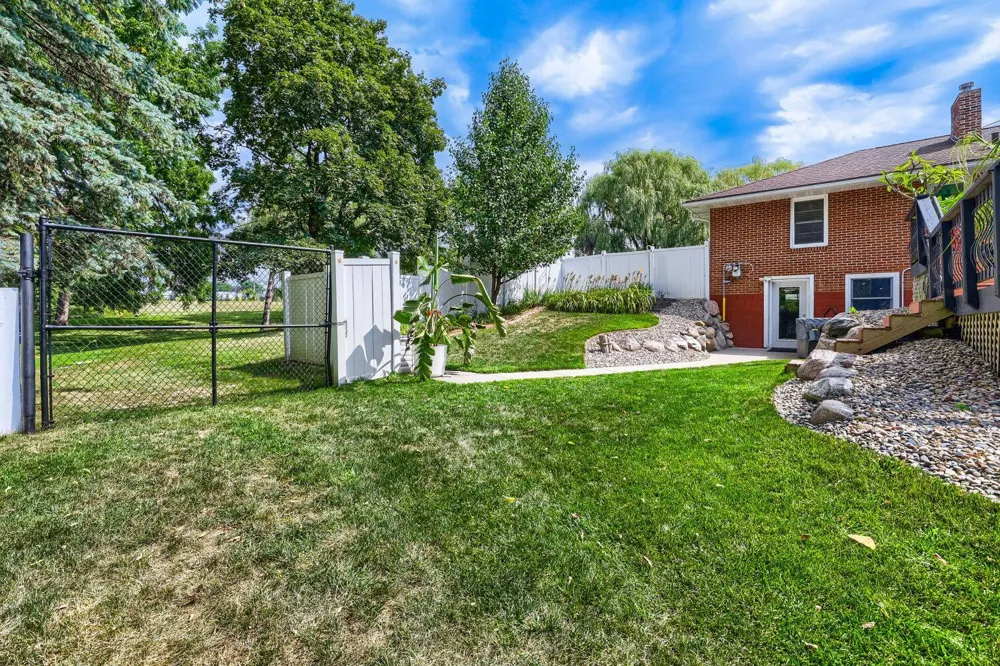 12561 Point Douglas Drive S Hastings, MN 55033