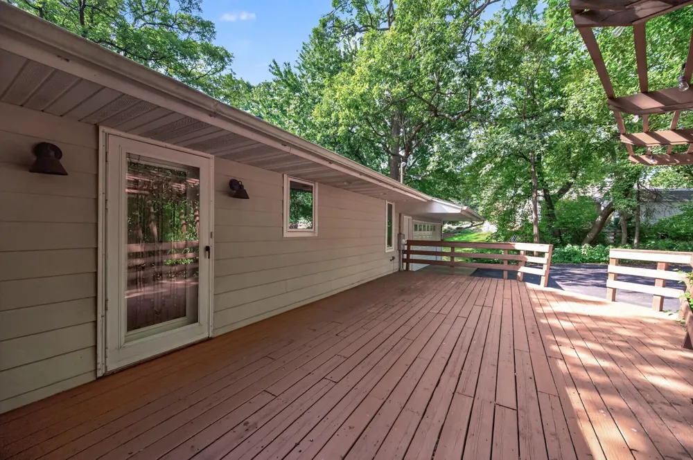 4613 Twin Haven Road Minnetonka, MN 55343