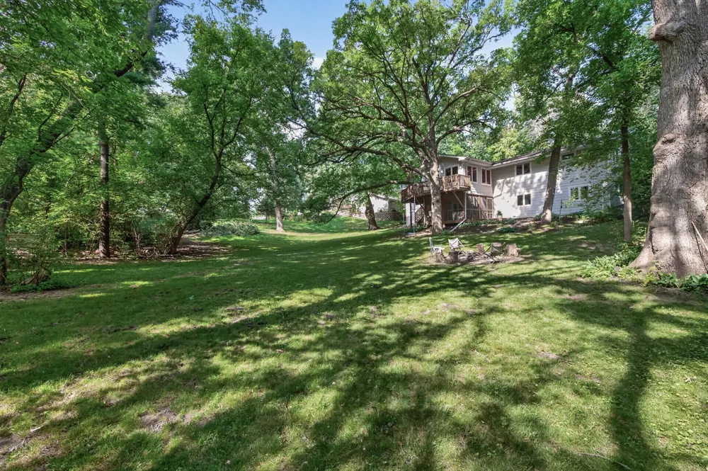 4613 Twin Haven Road Minnetonka, MN 55343