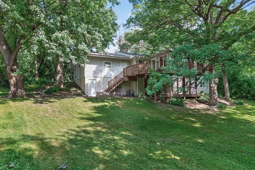 4613 Twin Haven Road Minnetonka, MN 55343