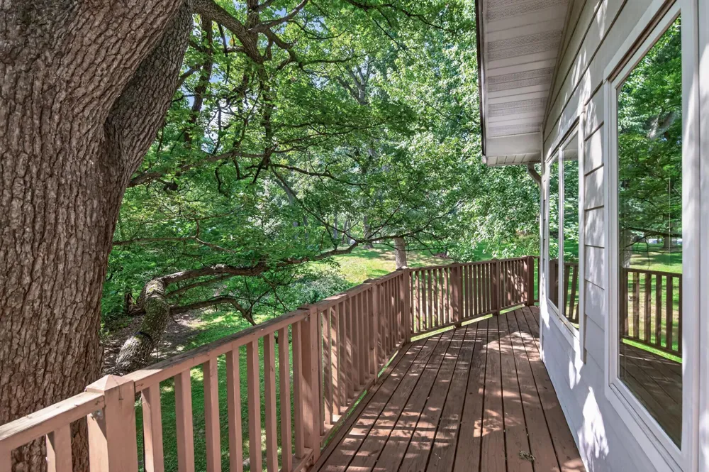 4613 Twin Haven Road Minnetonka, MN 55343