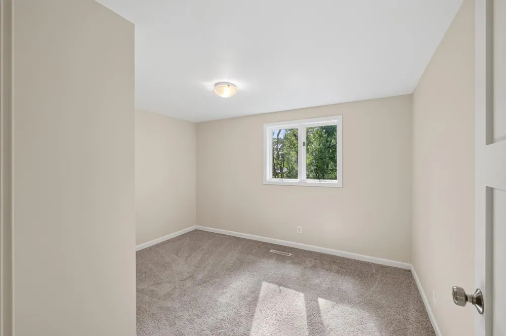 4613 Twin Haven Road Minnetonka, MN 55343