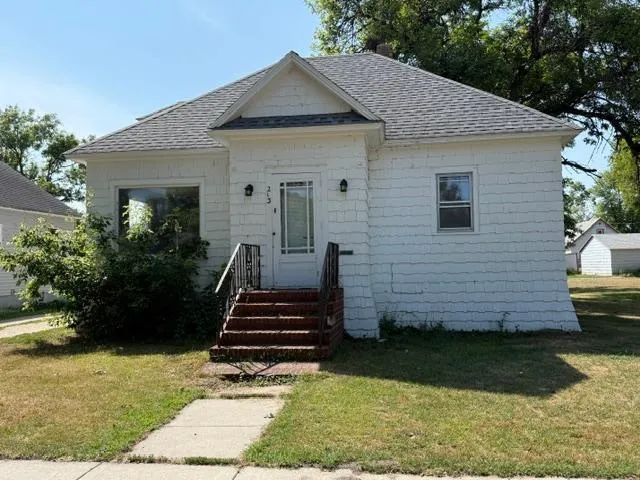 213 11th Street Breckenridge, MN 56520