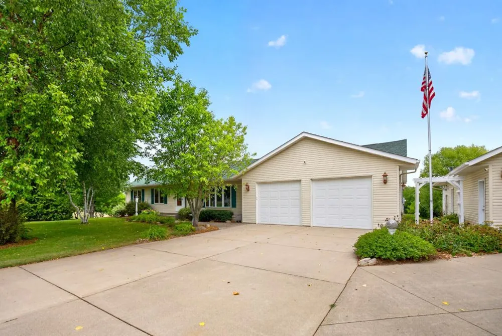 31518 Lakeview Drive Lake City, MN 55041