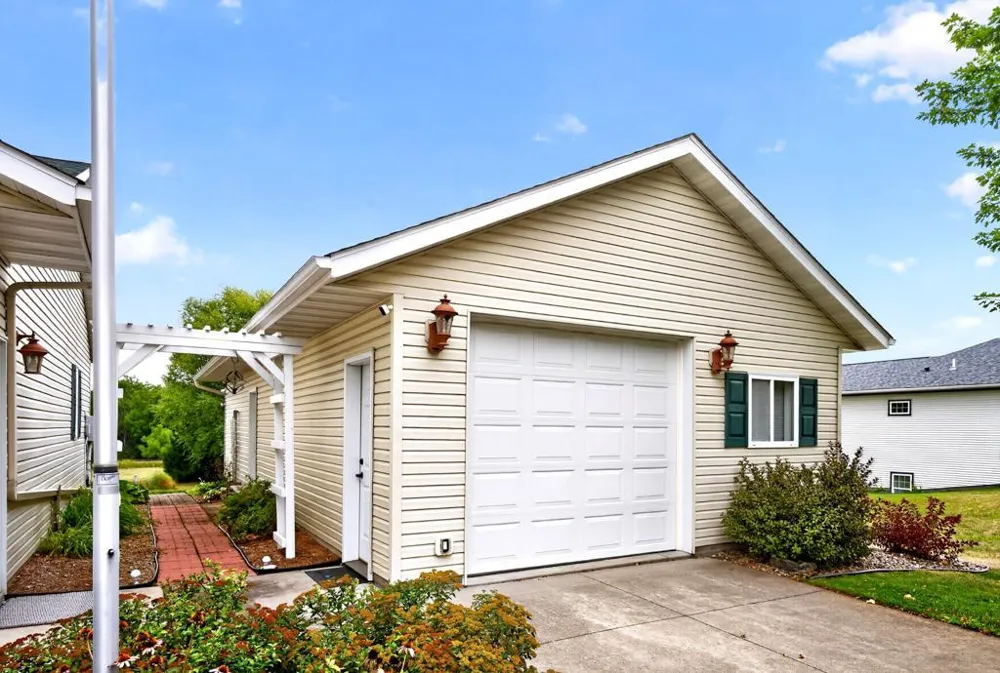 31518 Lakeview Drive Lake City, MN 55041