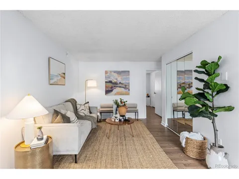 3161 Madison Avenue #302