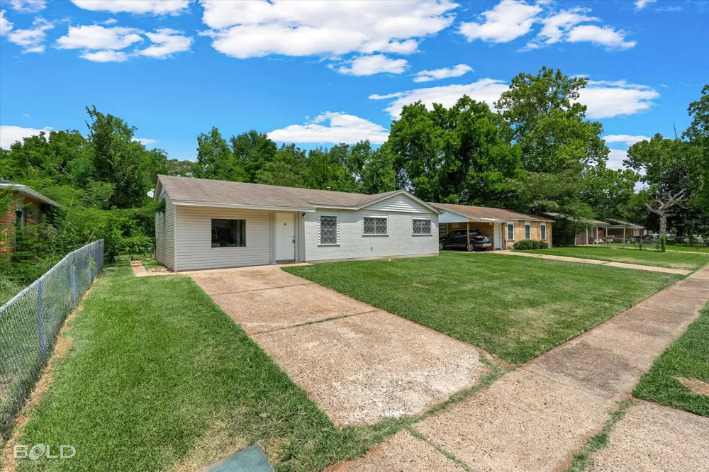 4605 Birdwell Lane Bossier City, LA 71111