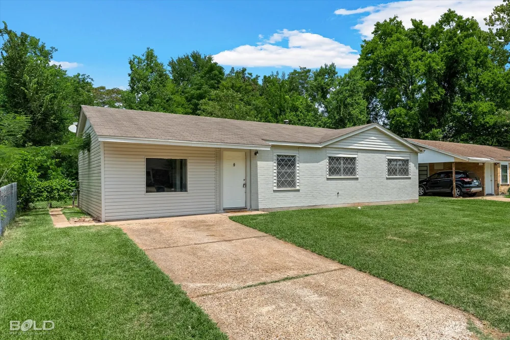 4605 Birdwell Lane Bossier City, LA 71111