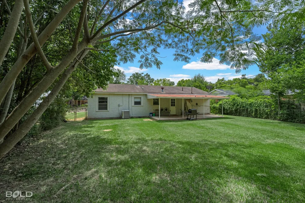 4605 Birdwell Lane Bossier City, LA 71111