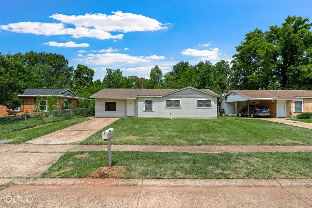 4605 Birdwell Lane Bossier City, LA 71111