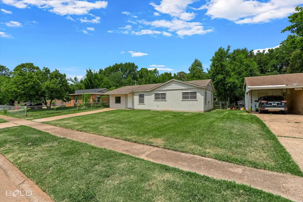 4605 Birdwell Lane Bossier City, LA 71111