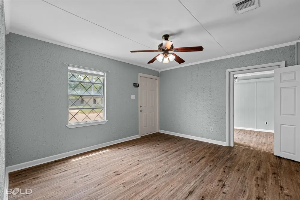4605 Birdwell Lane Bossier City, LA 71111