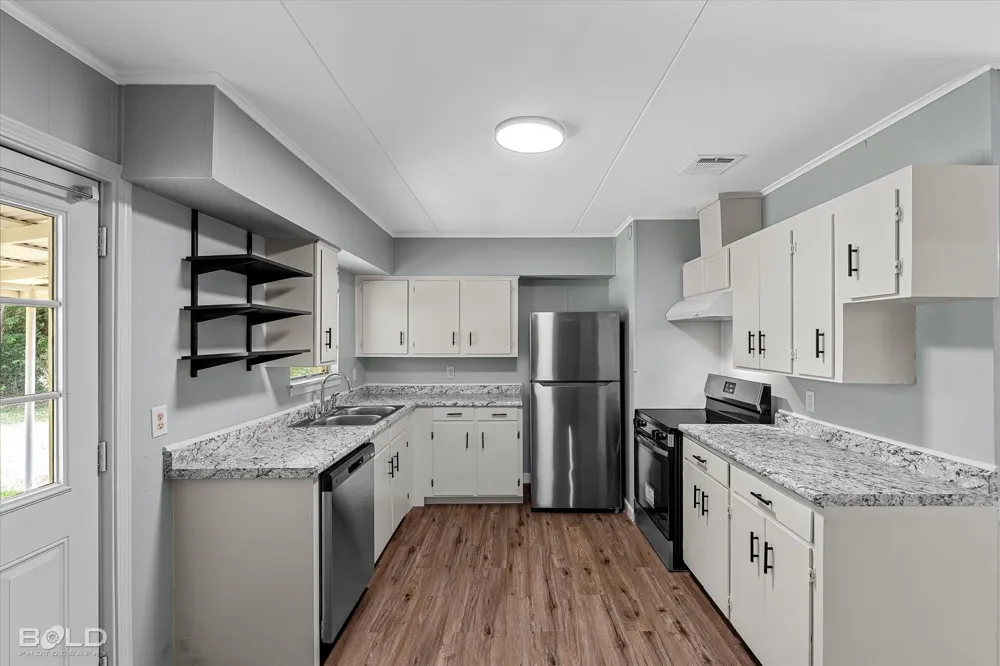4605 Birdwell Lane Bossier City, LA 71111