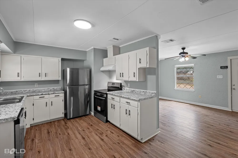 4605 Birdwell Lane Bossier City, LA 71111