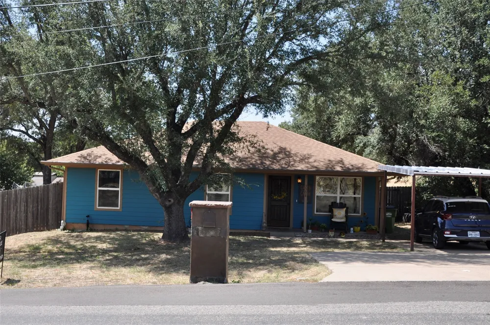 3308 Tumbleweed Lane Granbury, TX 76049