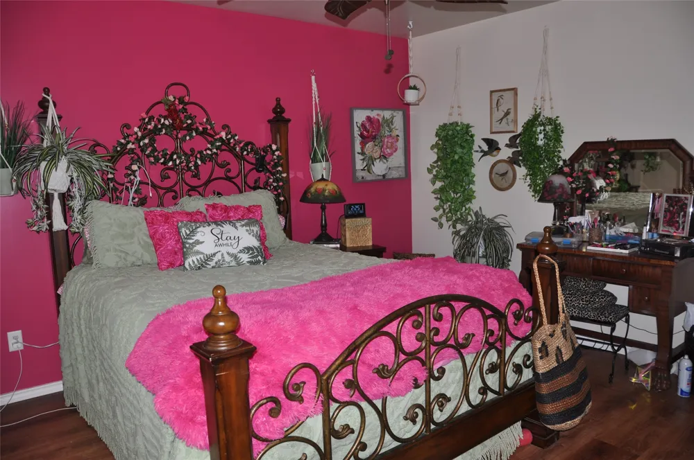 3308 Tumbleweed Lane Granbury, TX 76049