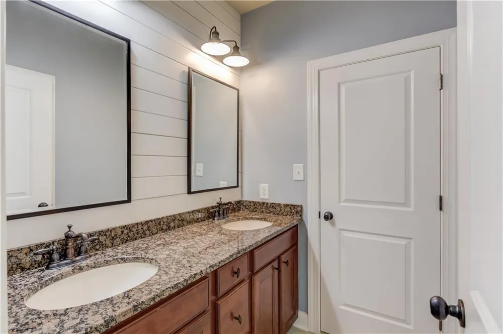 6504 Blue Water Drive Buford, GA 30518