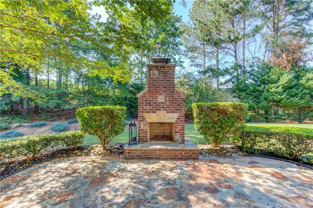 6504 Blue Water Drive Buford, GA 30518