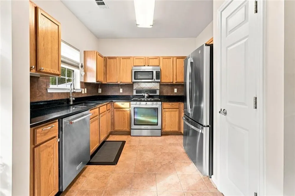 4706 Autumn Rose Trail Oakwood, GA 30566