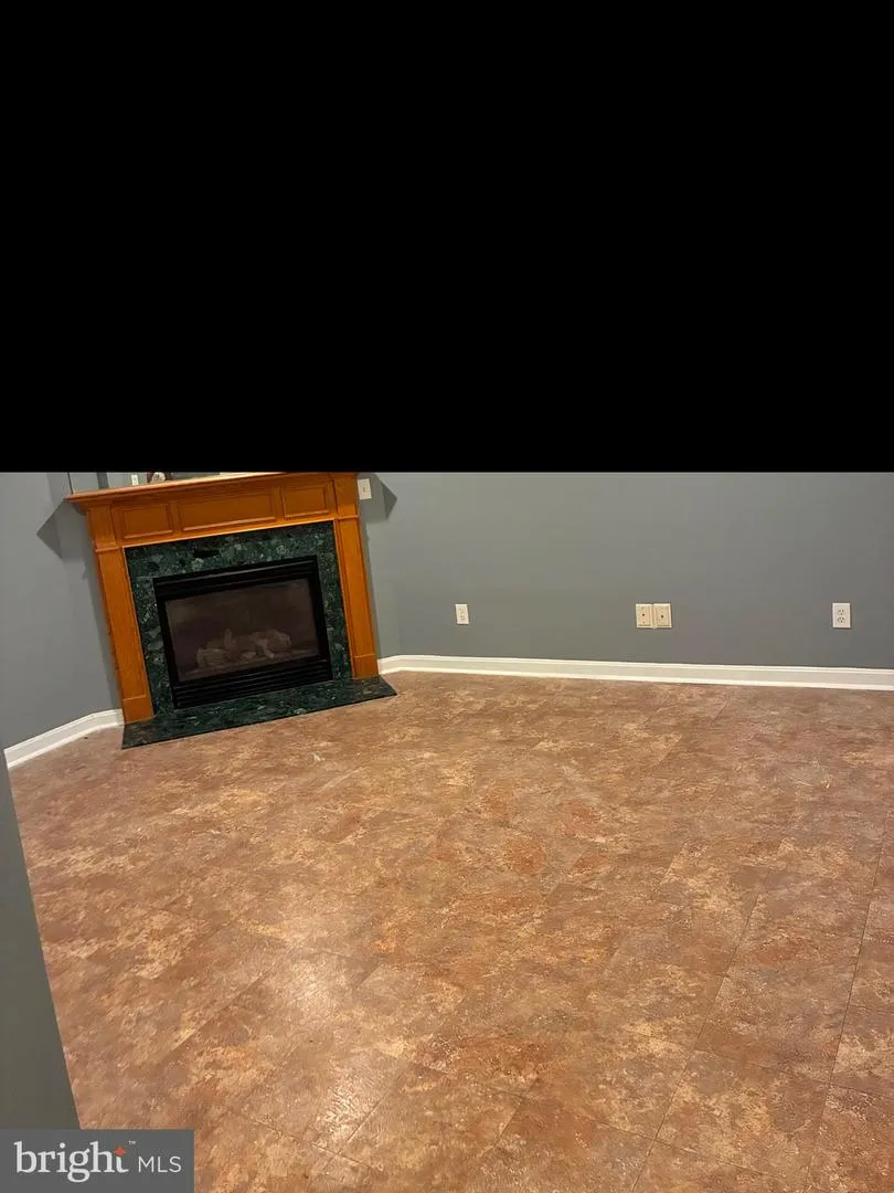 746 VILLAGER CIRCLE Baltimore, MD 21222