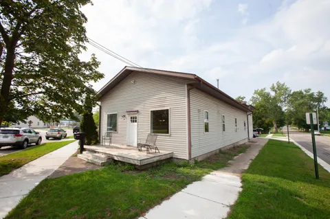 29 Monroe Street
