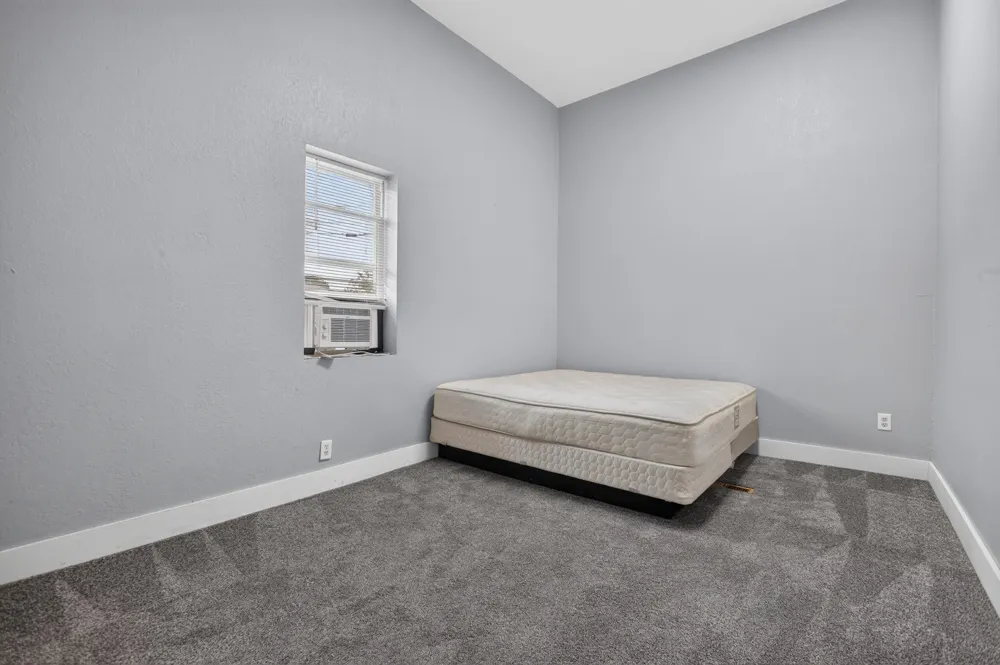 29 Monroe Street Hillsdale, MI 49242